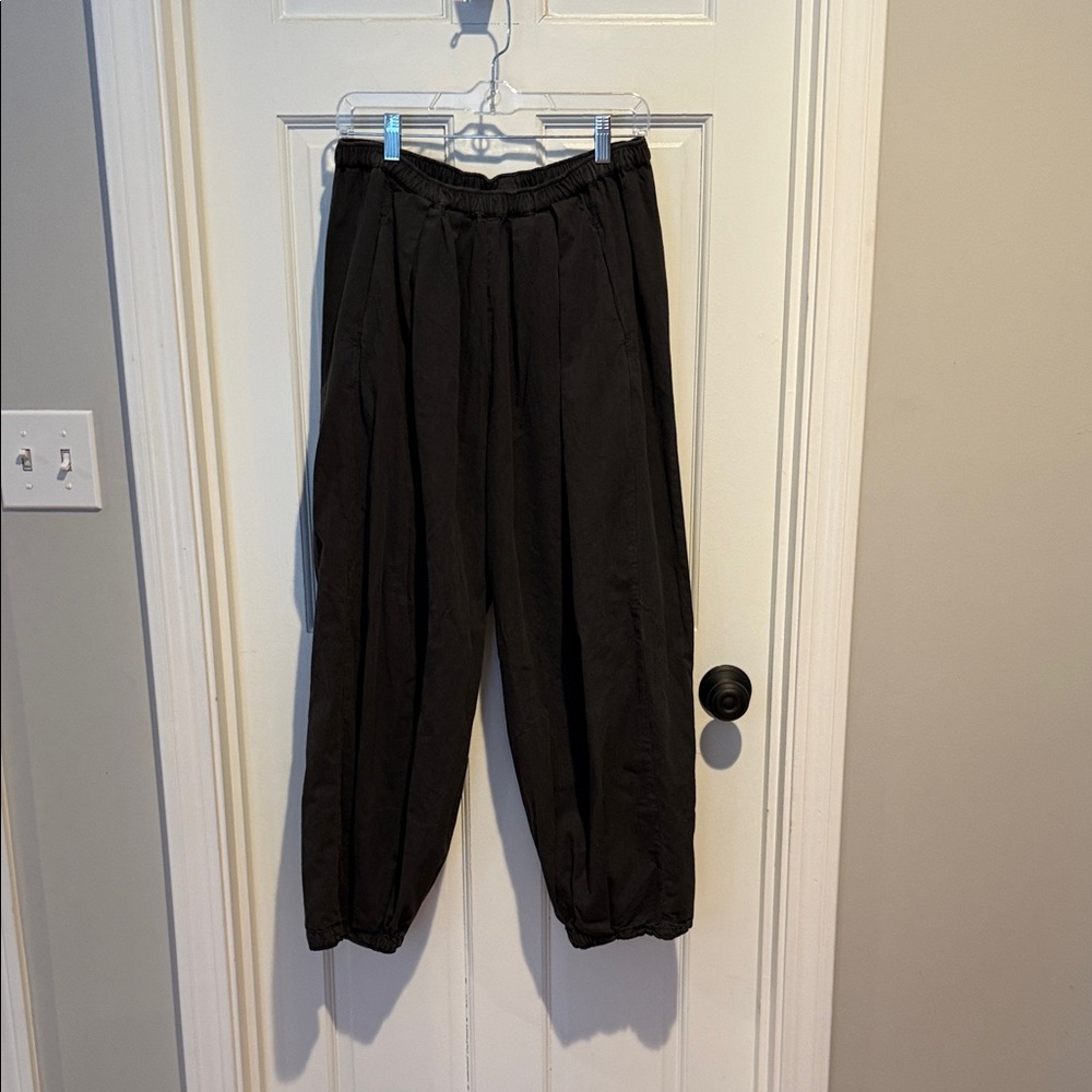 Free People size Small Parachute Style Joggers in dark Charcoal Grey